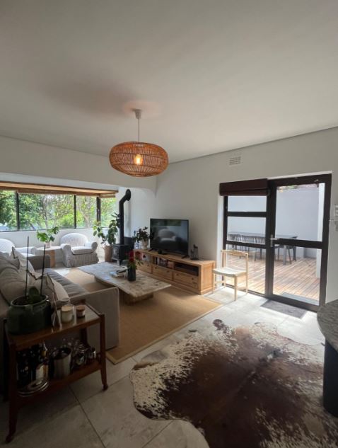 To Let 3 Bedroom Property for Rent in Vredehoek Western Cape